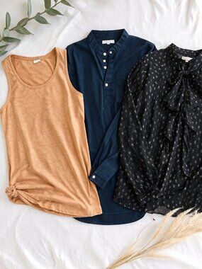 Women’s Top Bundle S/XS | Max Studio Tank GAP Button Down Black Silk Blouse